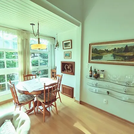 Agradavel Apt 2Quartos Para Familia Prox Ao Lago Negro - 4 Min Do Centro- Com Churrasqueira Gramado Exterior photo